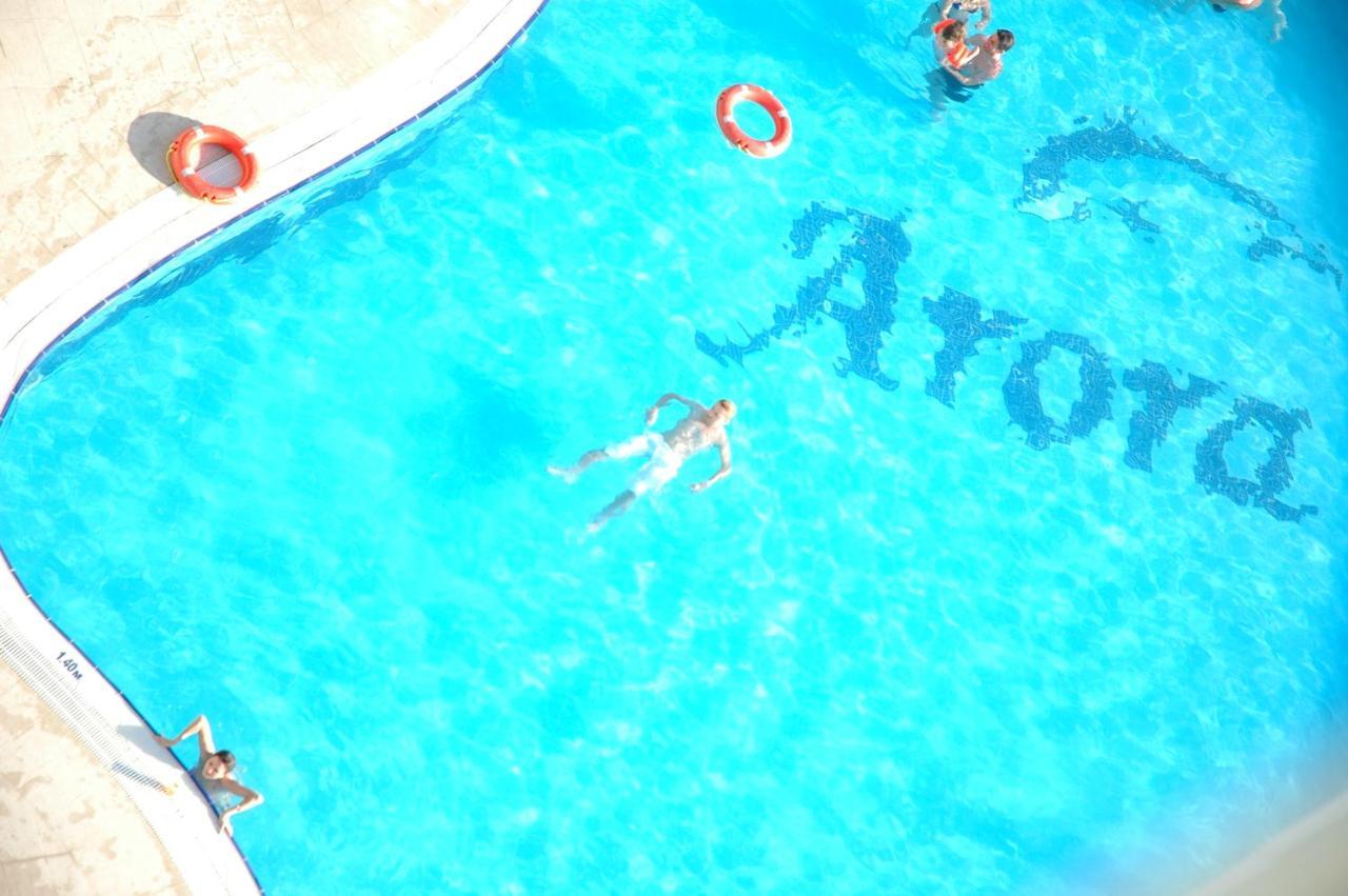 Arora Hotel Kusadası Exterior foto