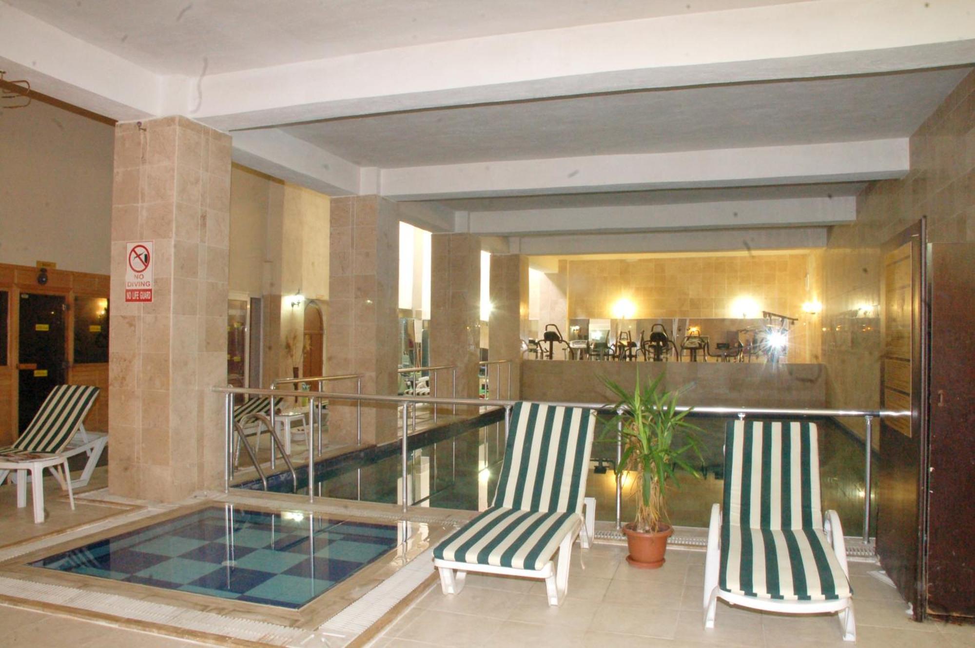 Arora Hotel Kusadası Exterior foto