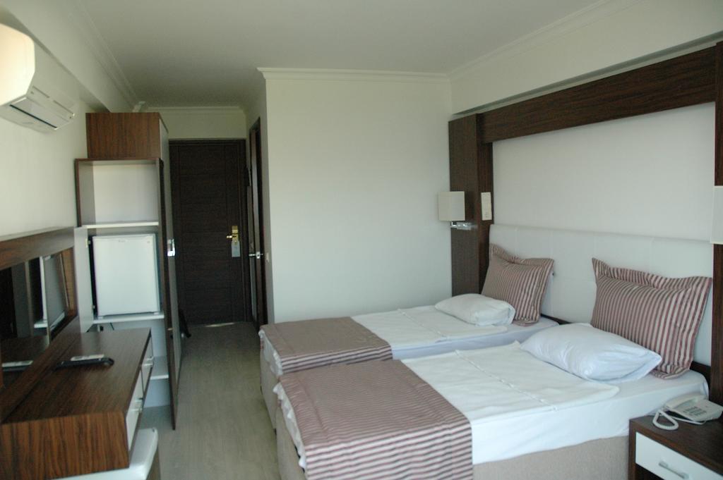 Arora Hotel Kusadası Exterior foto